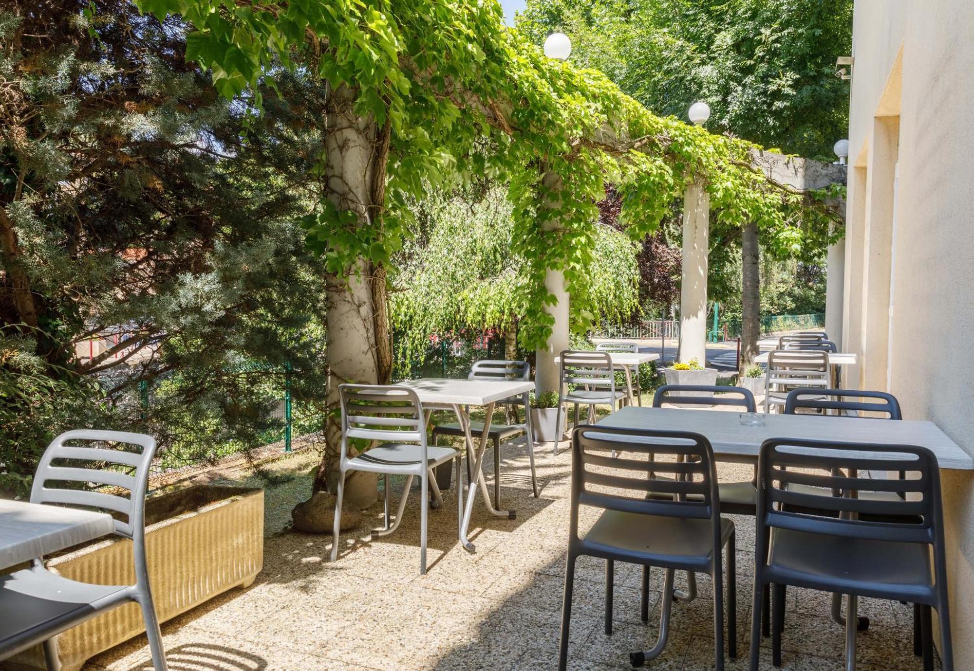 B&B Hotel Le Puy-En-Velay Vals-pres-le-Puy Bagian luar foto