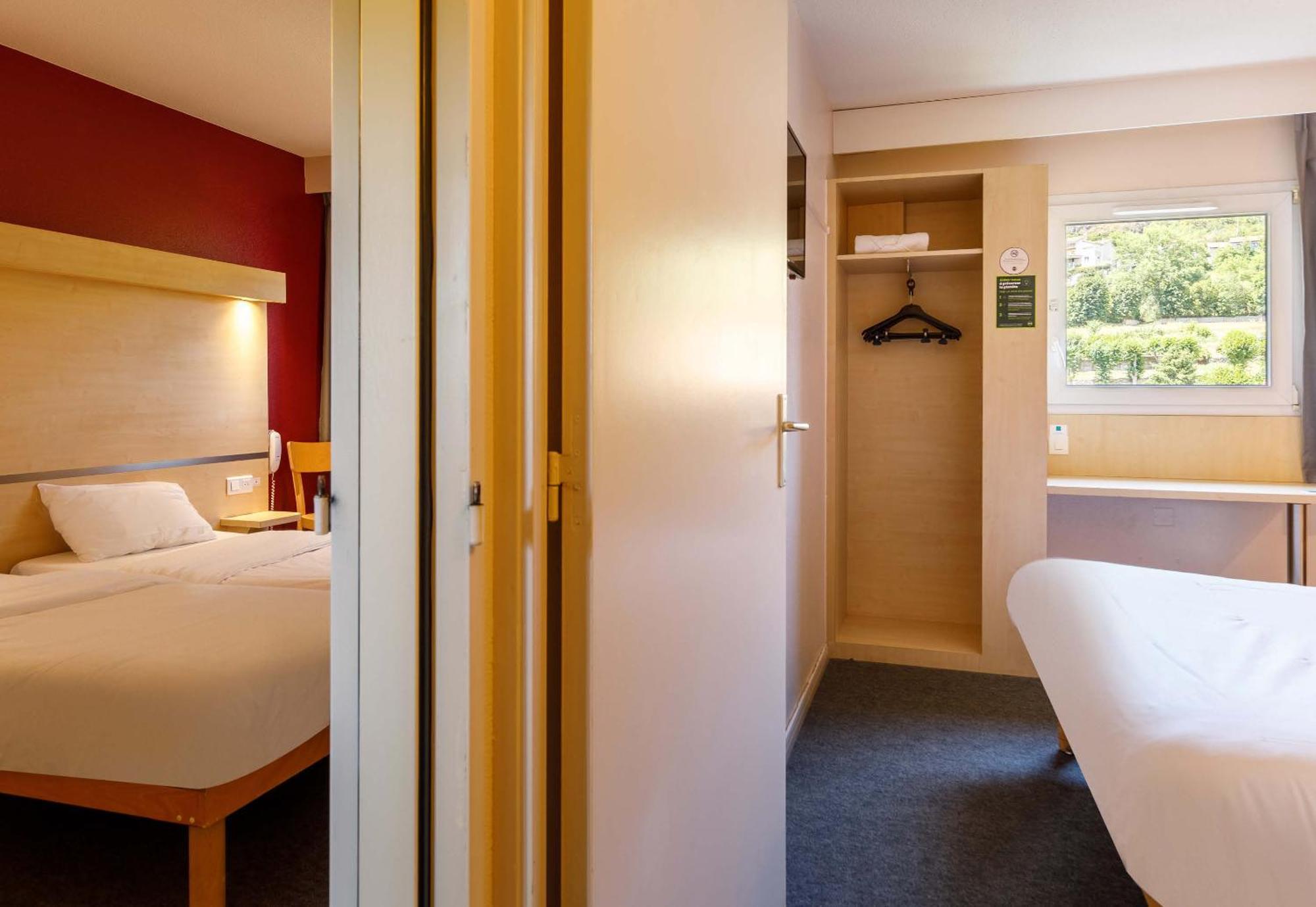 B&B Hotel Le Puy-En-Velay Vals-pres-le-Puy Bagian luar foto