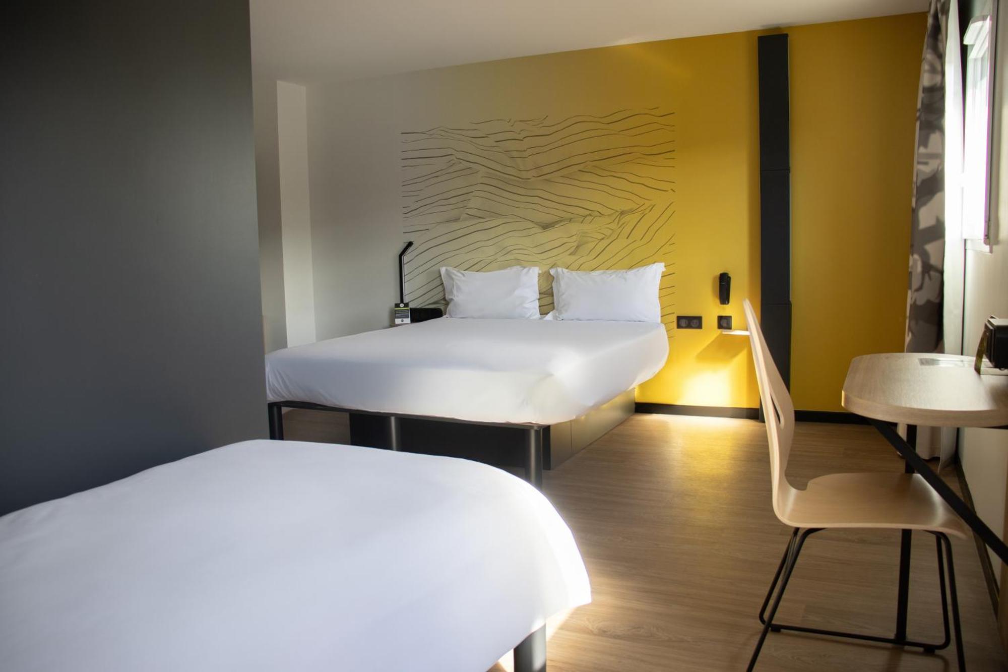 B&B Hotel Le Puy-En-Velay Vals-pres-le-Puy Bagian luar foto