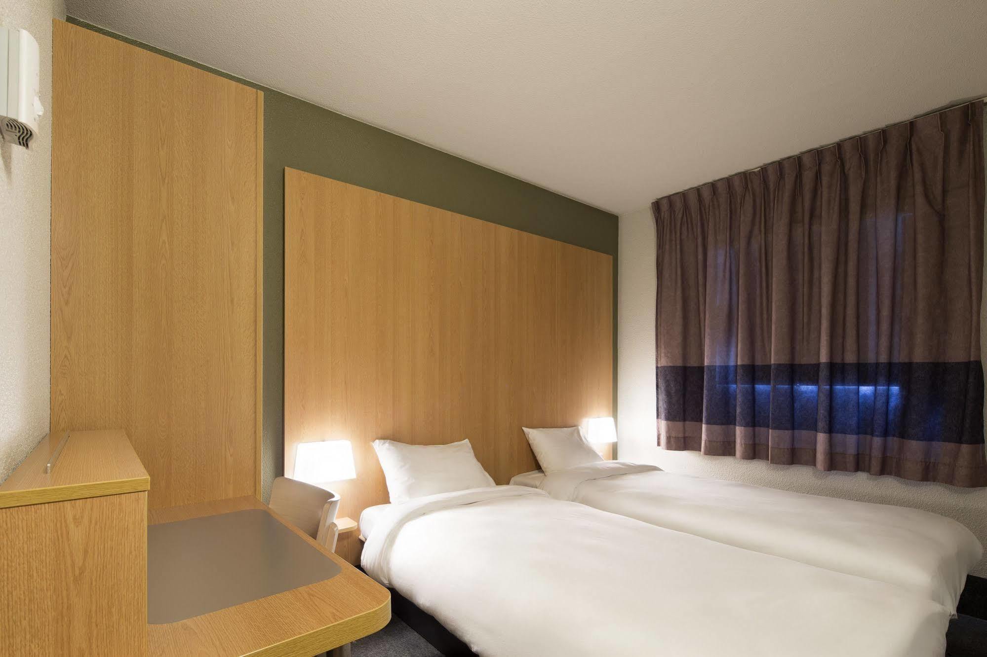 B&B Hotel Le Puy-En-Velay Vals-pres-le-Puy Bagian luar foto