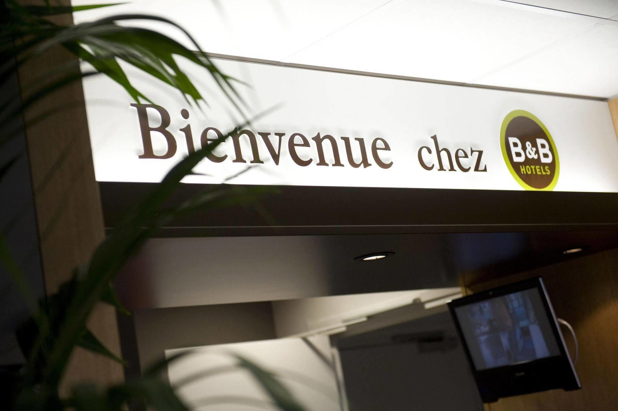 B&B Hotel Le Puy-En-Velay Vals-pres-le-Puy Bagian luar foto